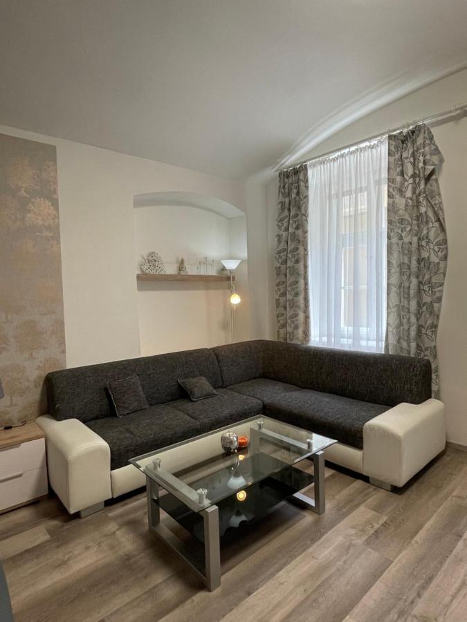 Wenceslas Square Two-Floor Apartment Prague Luaran gambar