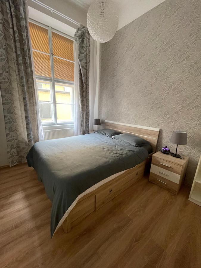 Wenceslas Square Two-Floor Apartment Prague Luaran gambar